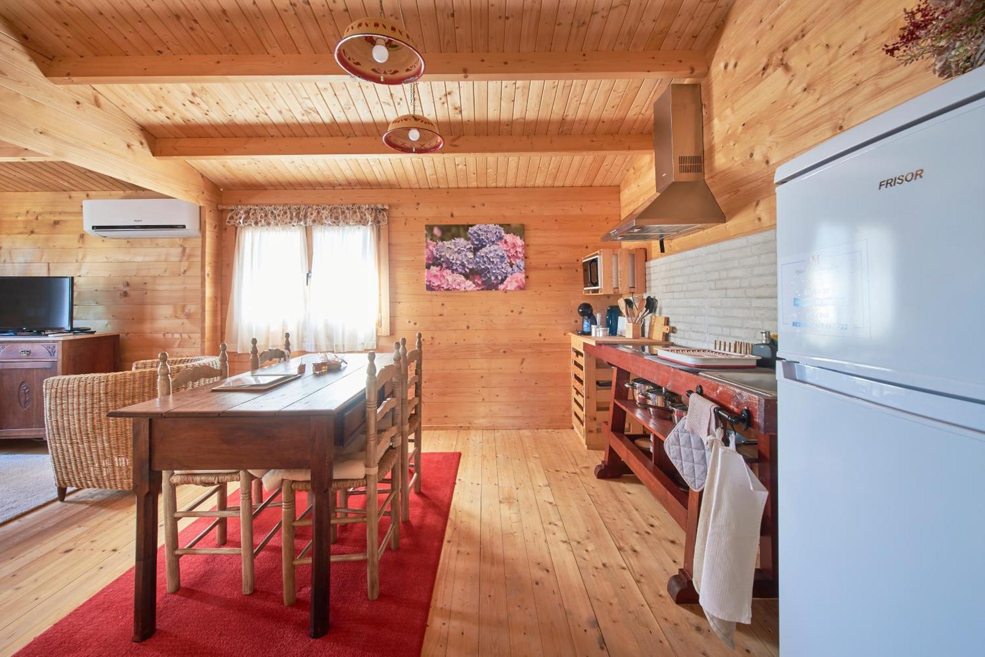 Lakeside Cabin Oasis W/ Ac, By Timecooler Montargil Exteriör bild